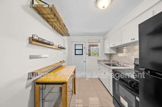 Building Photo - 1630 S Atlantic Ave