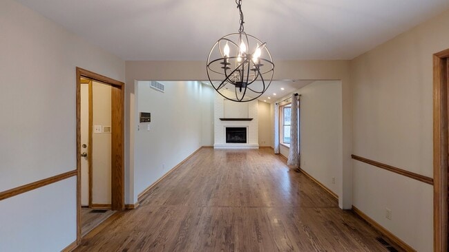 Building Photo - 205 San Carlos Rd