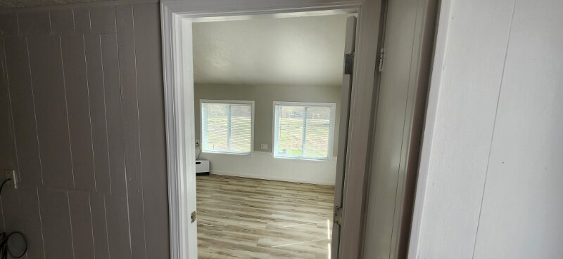 Building Photo - 537 S Hunter St