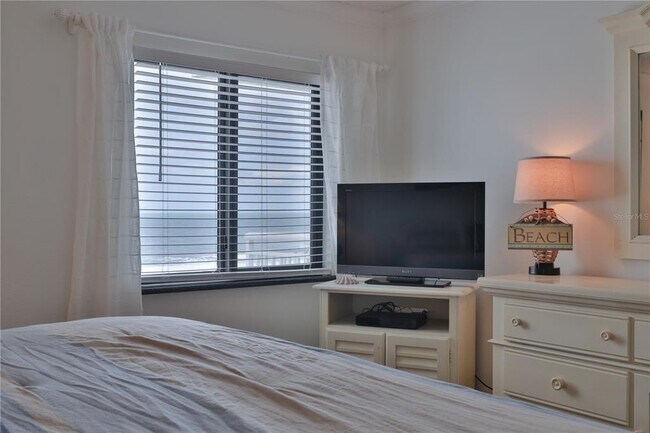 Building Photo - 5301 S Atlantic Ave