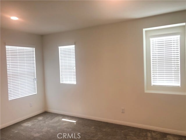 Building Photo - 2735 E Howlett Ln
