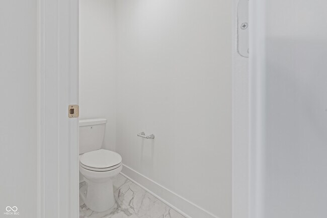 Building Photo - 15440 Cardonia Rd