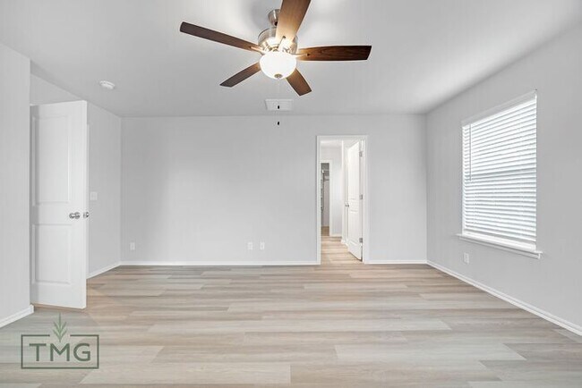 Building Photo - 3/2.5/2 Home in Historic Neighborhood | MOVE IN SPECIAL!