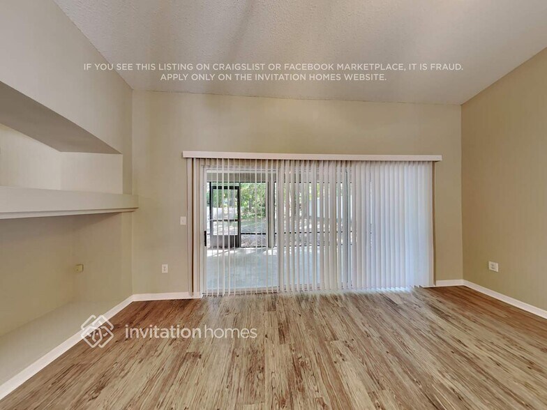 Building Photo - 1402 Whispering Woods Way