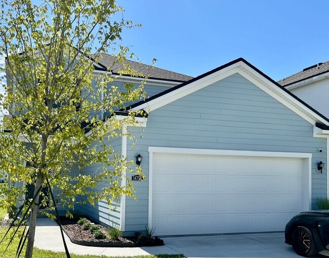 Building Photo - Large 4 Bed, 3 Bath Home with Loft – Built in 2024!