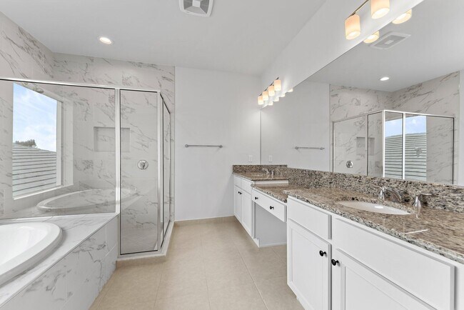 Building Photo - 12622 Nautilus Cir