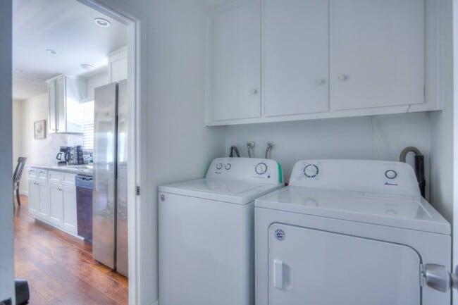 Building Photo - 274 N Dominguez Pl