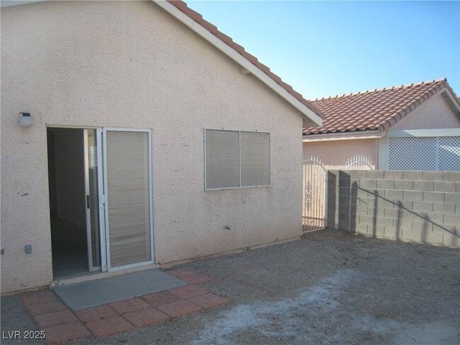 Building Photo - 4641 Skybolt St