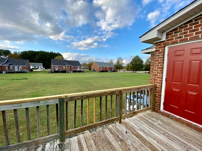 unit B - 4119 Juniper Ln NW
