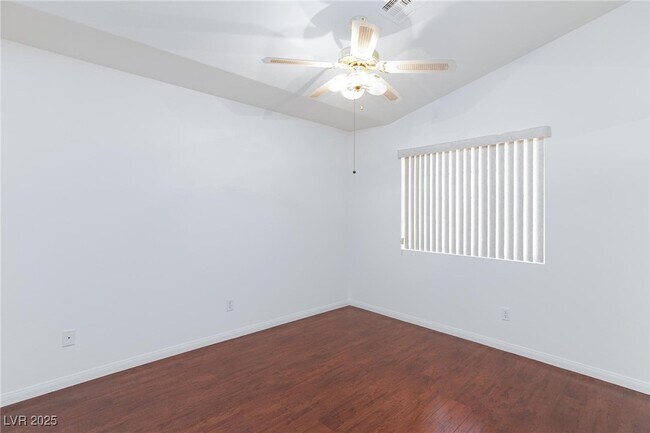 Building Photo - 10022 Catalina Canyon Ave