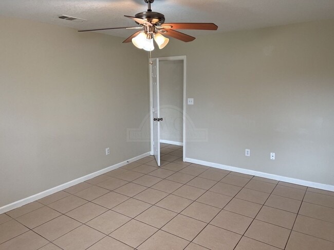 Building Photo - 3504 Warfield Dr