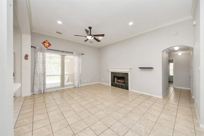 Building Photo - 21630 Live Oaks Spring Dr