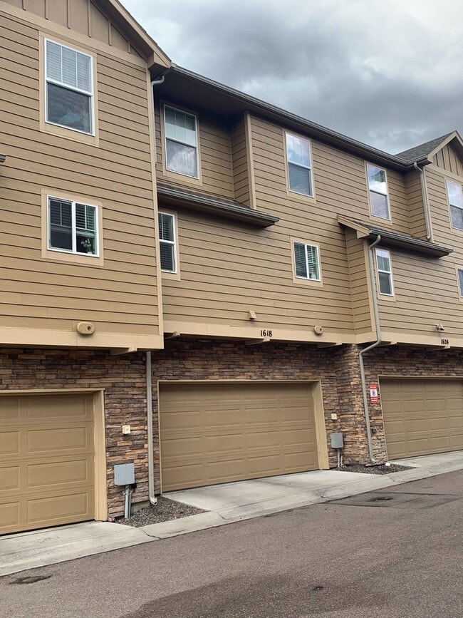 Building Photo - 1618 Cherokee Mountain Cir