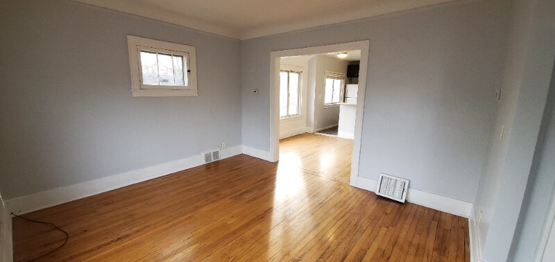 Building Photo - 351 Edgewood Pl