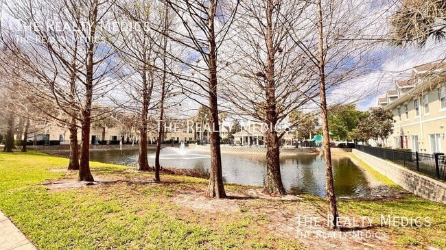 Building Photo - 10278 Regent Park Dr