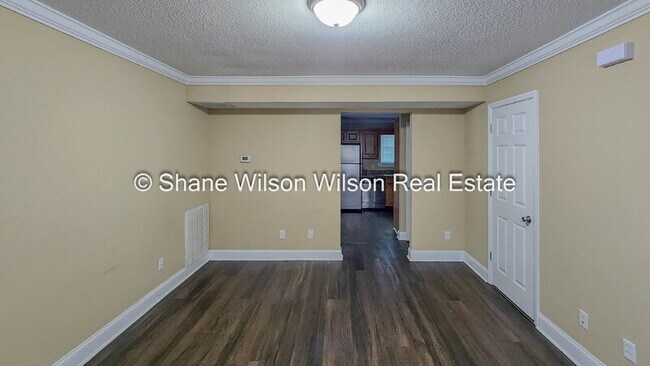 Building Photo - 107 Stegall St