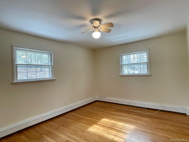 Building Photo - 4 Briggs Ln