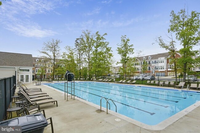 Building Photo - 43595 Aldie Mill Ct