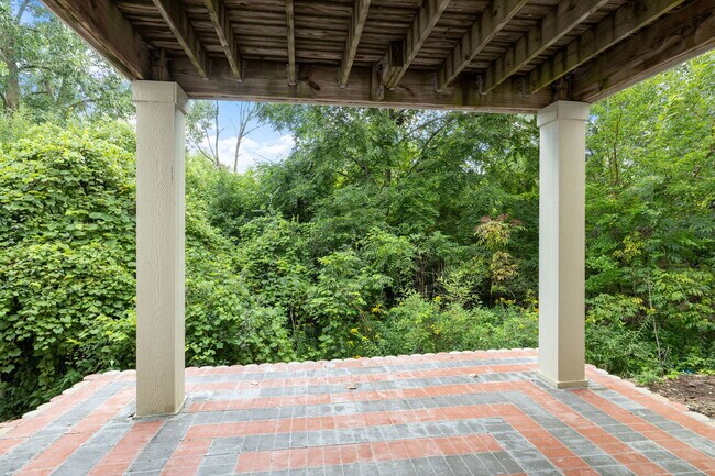 Building Photo - 3465 Bradbury Cir