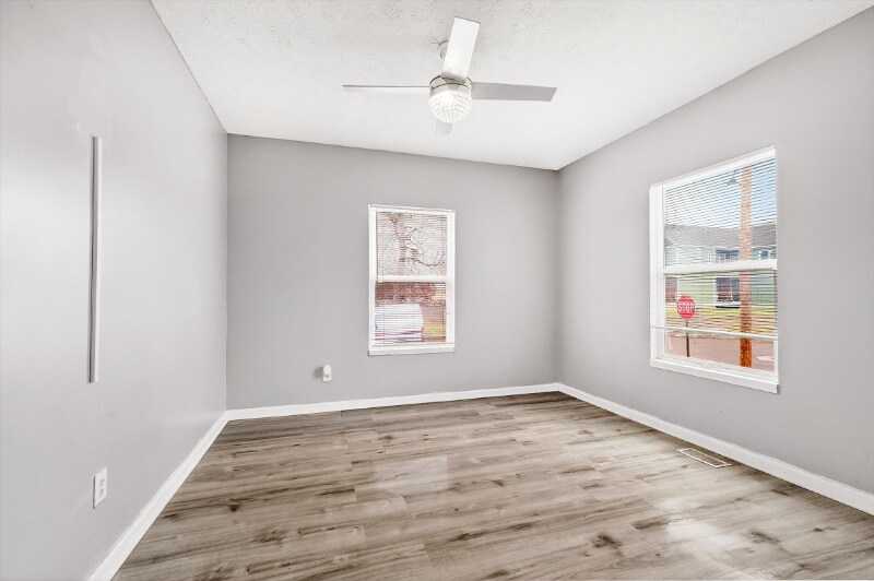 Building Photo - 2640 Guilford Ave