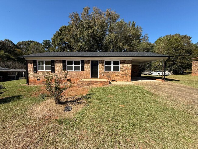 Primary Photo - 3 bed/2 bath rental in Norwood
