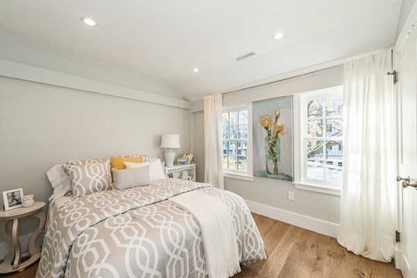 Building Photo - 29 Grant St