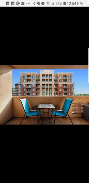 Building Photo - 1301 N Courthouse Rd