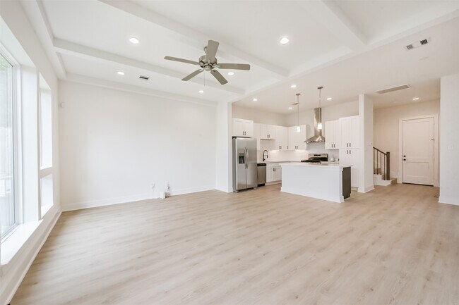 Building Photo - 3032 Gray St