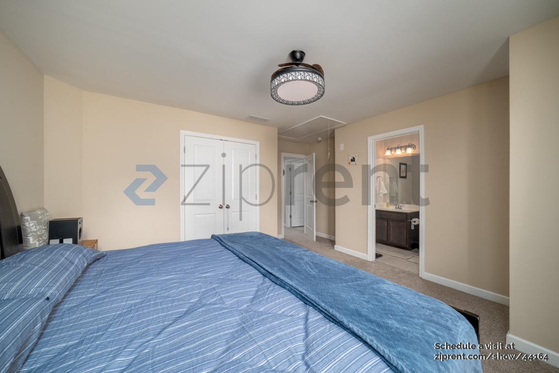 Building Photo - 6005 Beaver Creek Ct