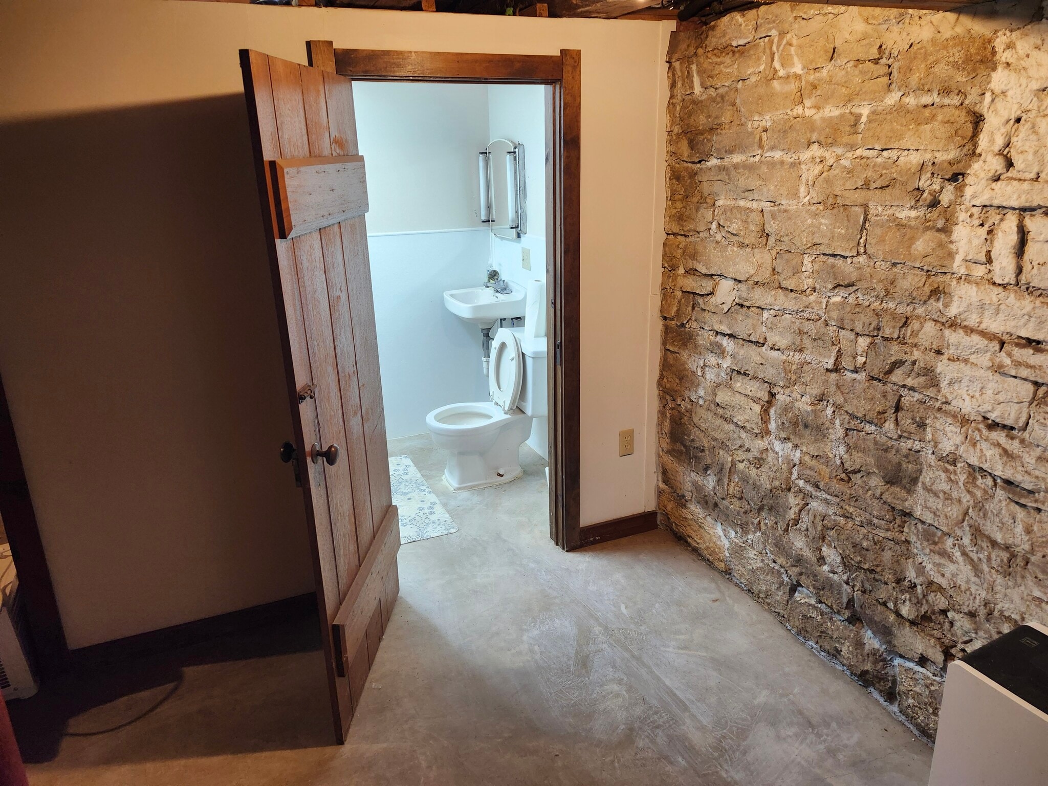 Basement half bath - 1073 Highview Dr