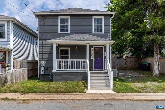 Building Photo - 903 Charlton Ave