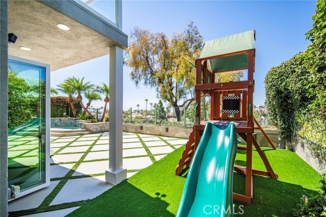 Building Photo - 14 Glastonbury Pl