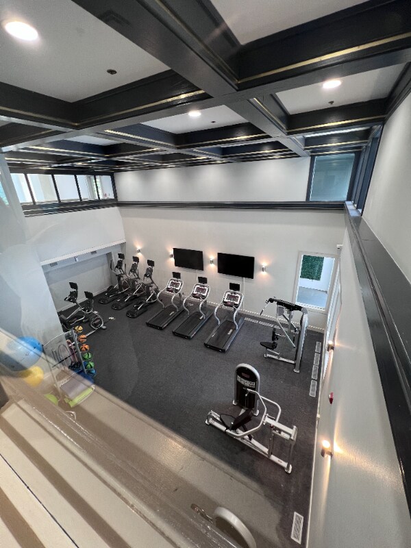 Building Photo - 1380 Piccard Dr