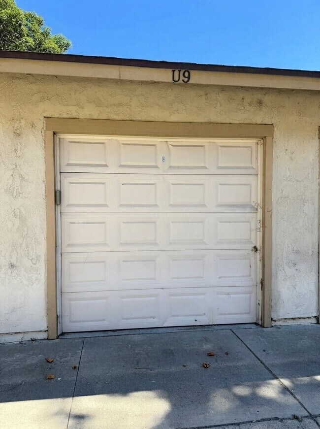 Building Photo - 1031 S Palmetto Ave