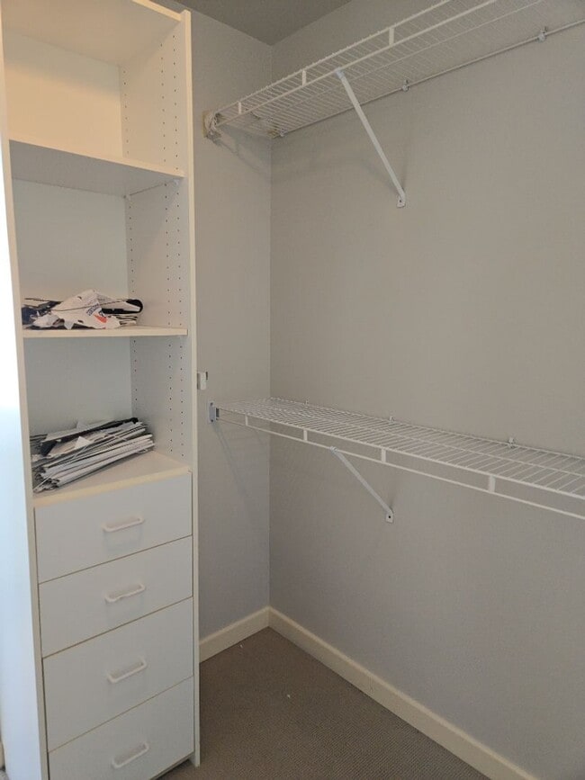 Building Photo - Spectacular View!! This top floor condo is a MUST SEE!! $500 move in credit