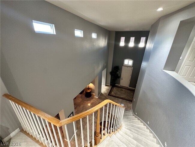 Building Photo - 1211 Martini Dr