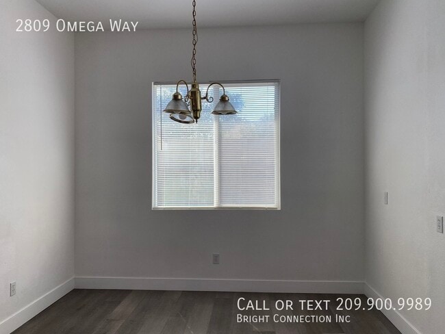 Building Photo - 2809 Omega Way