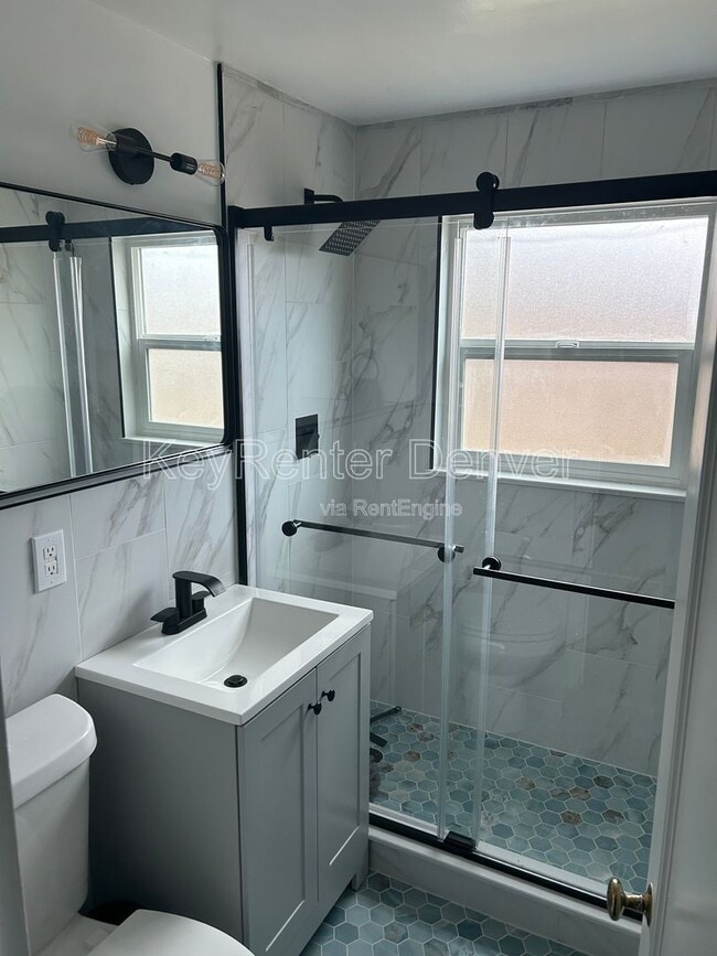 Building Photo - 201 S Meade St