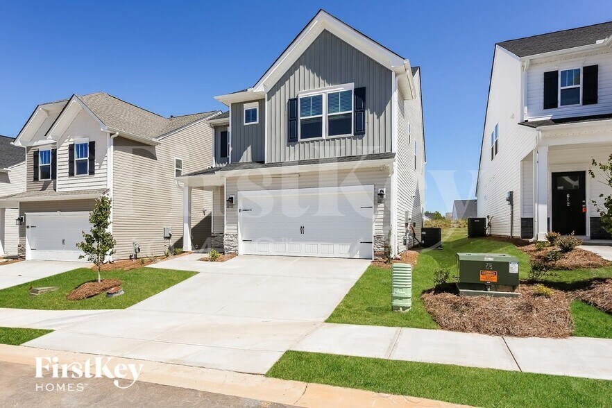 Building Photo - 614 Goldburn Wy