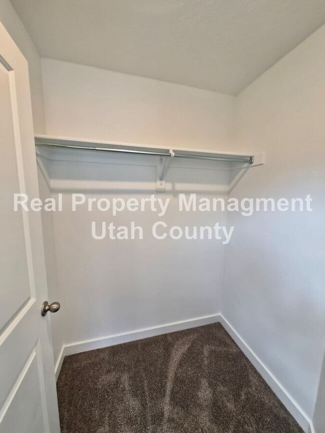 Building Photo - 1322 S 3540 E