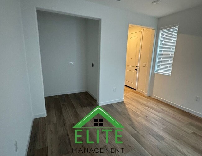 Primary Photo - Charming Single-Bedroom Retreat in Manteca...