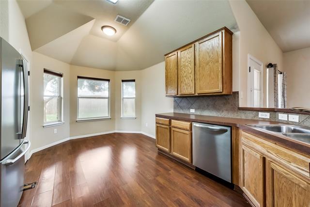 Building Photo - 2509 Persimmon Dr