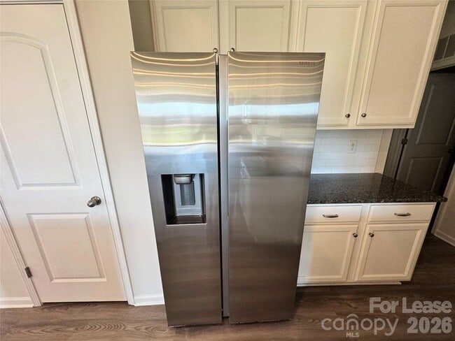 Building Photo - 1007 Maylen Trce