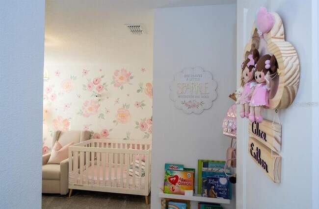 Building Photo - 5391 Preserve Blvd