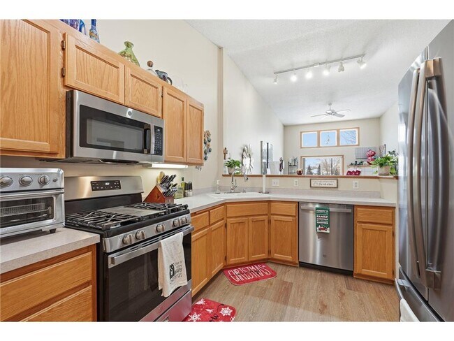 Building Photo - 3909 93rd Ave N