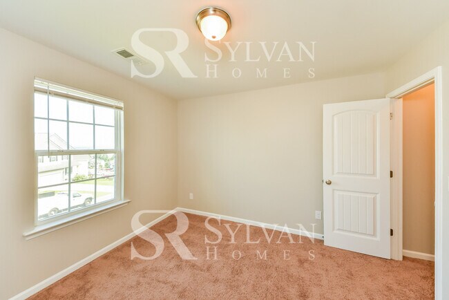 Building Photo - The Lifestyle You Deserve.