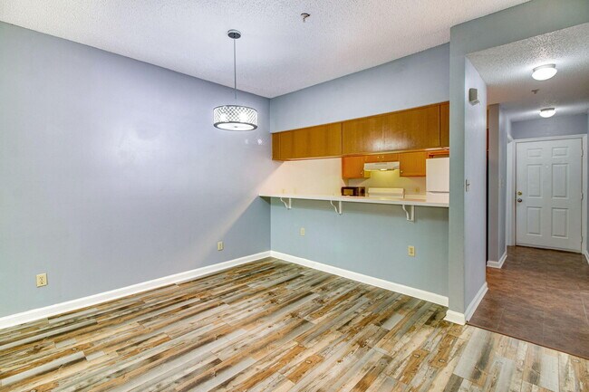 Building Photo - 200 Sandestin Ln