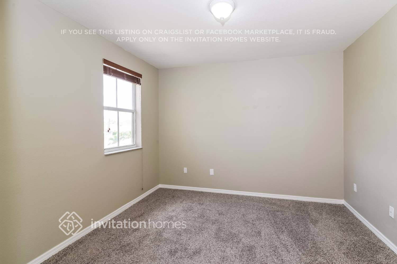 Building Photo - 16425 SW 84th St