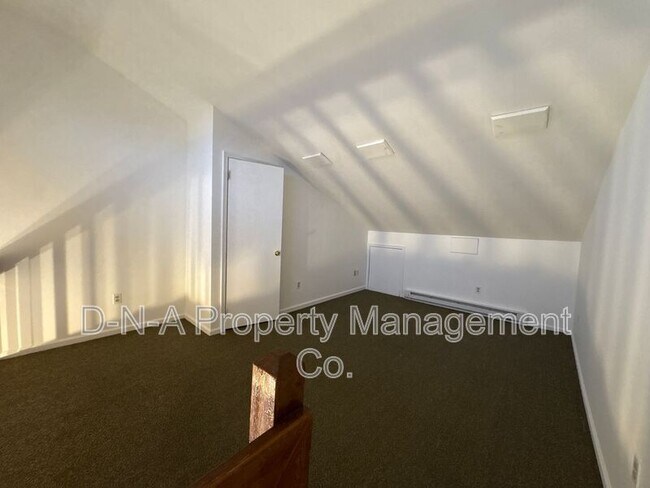 Building Photo - 2506 US-209