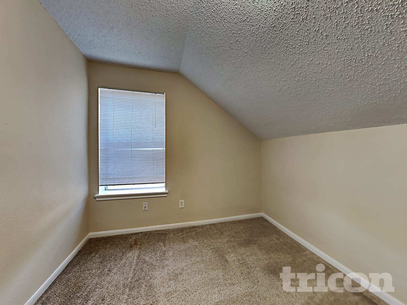 Building Photo - 3250 Kelling St